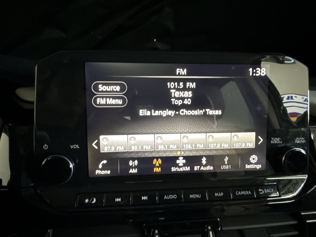 Used 2025 Super Black Nissan SL image 29