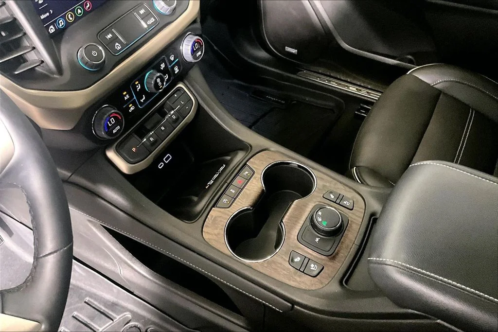 Used 2023 Ebony Twilight Metallic GMC Denali image 13