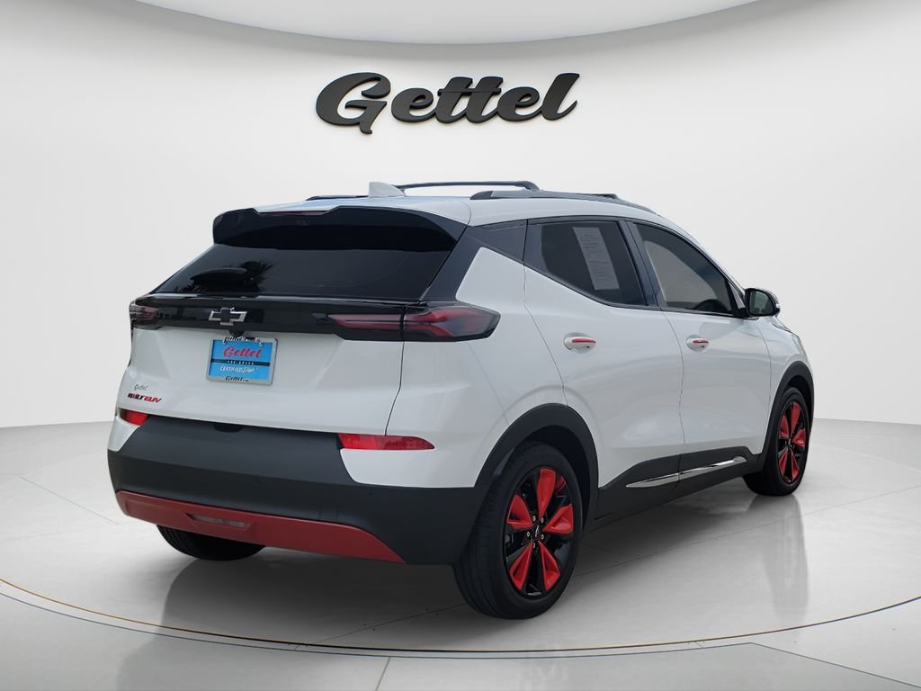 Used 2023 White Chevrolet Premier image 5
