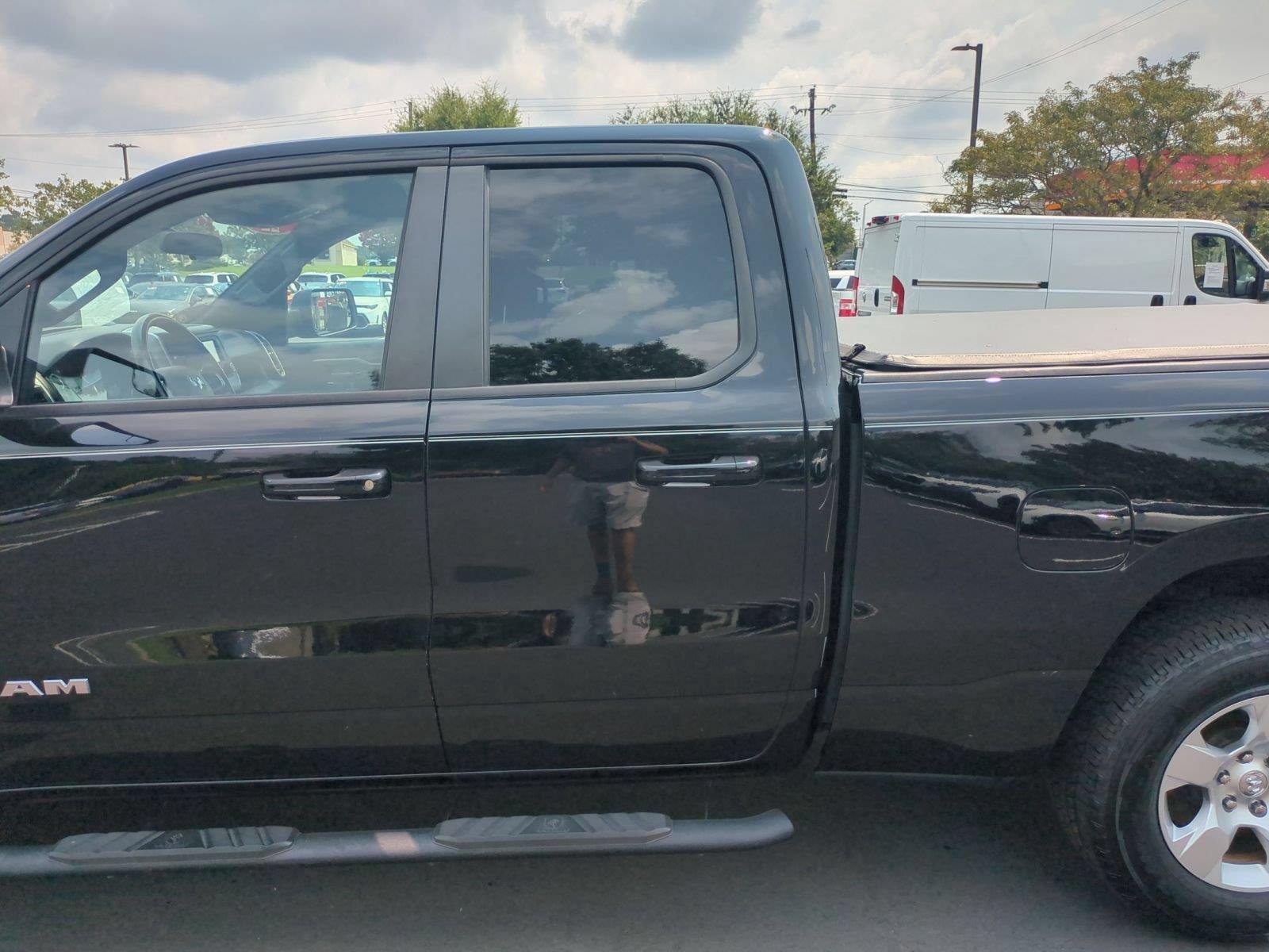 Used 2022 Diamond Black Crystal Pearlcoat Ram Big Horn image 30