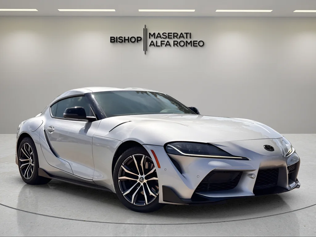 2022 Toyota Supra 2.0's photo