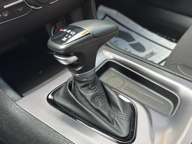 Used 2023 Black Dodge SXT image 24