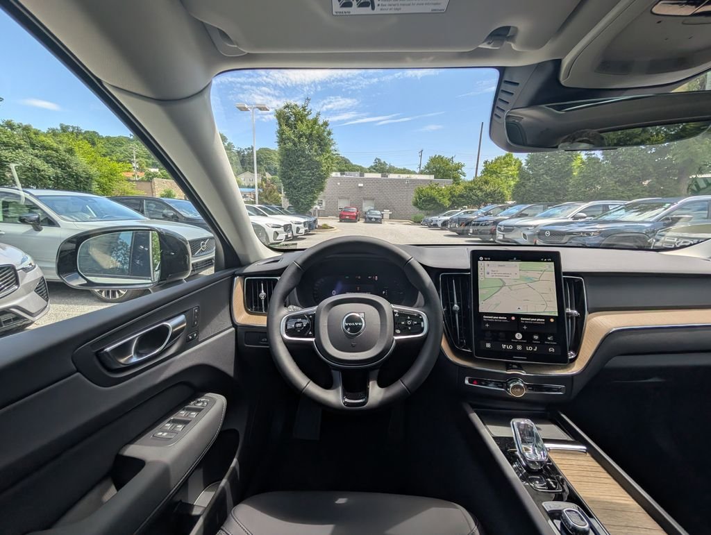 New 2026 White Volvo T8 Plus image 13