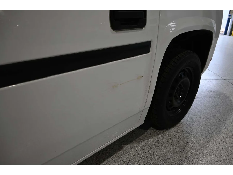 Used 2014 WHITE VPG DX Mobility Handicap Van image 34