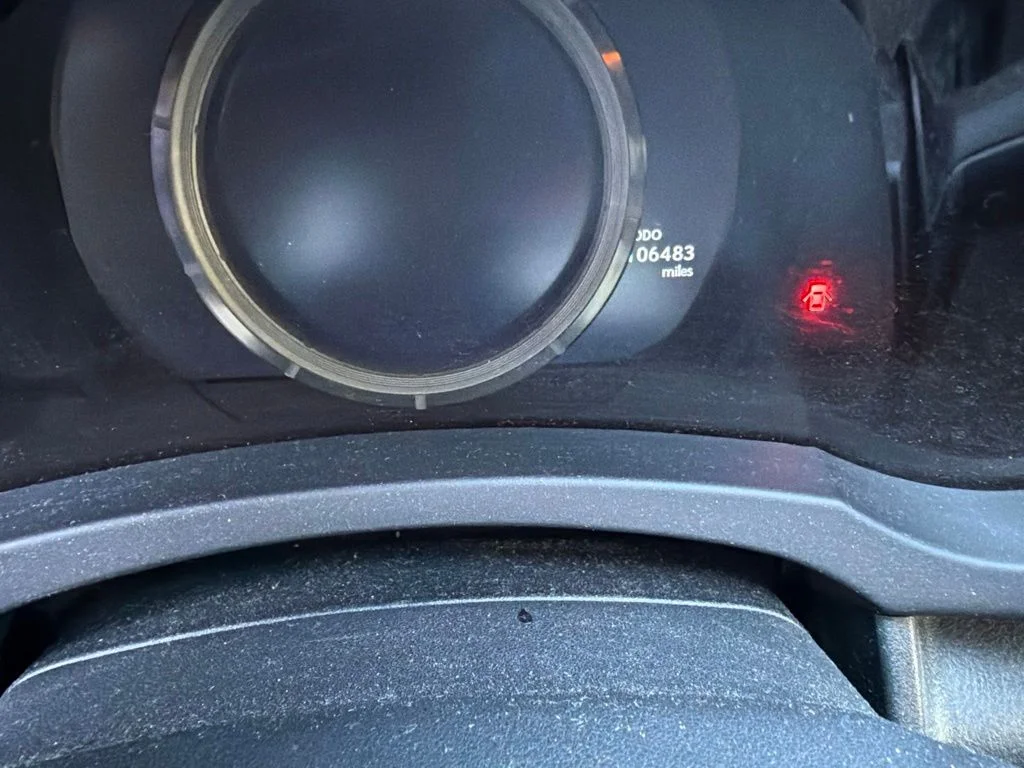 Used 2016 Black Lexus 200t image 1
