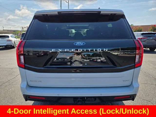 Used 2025 Silver Ford Active image 8