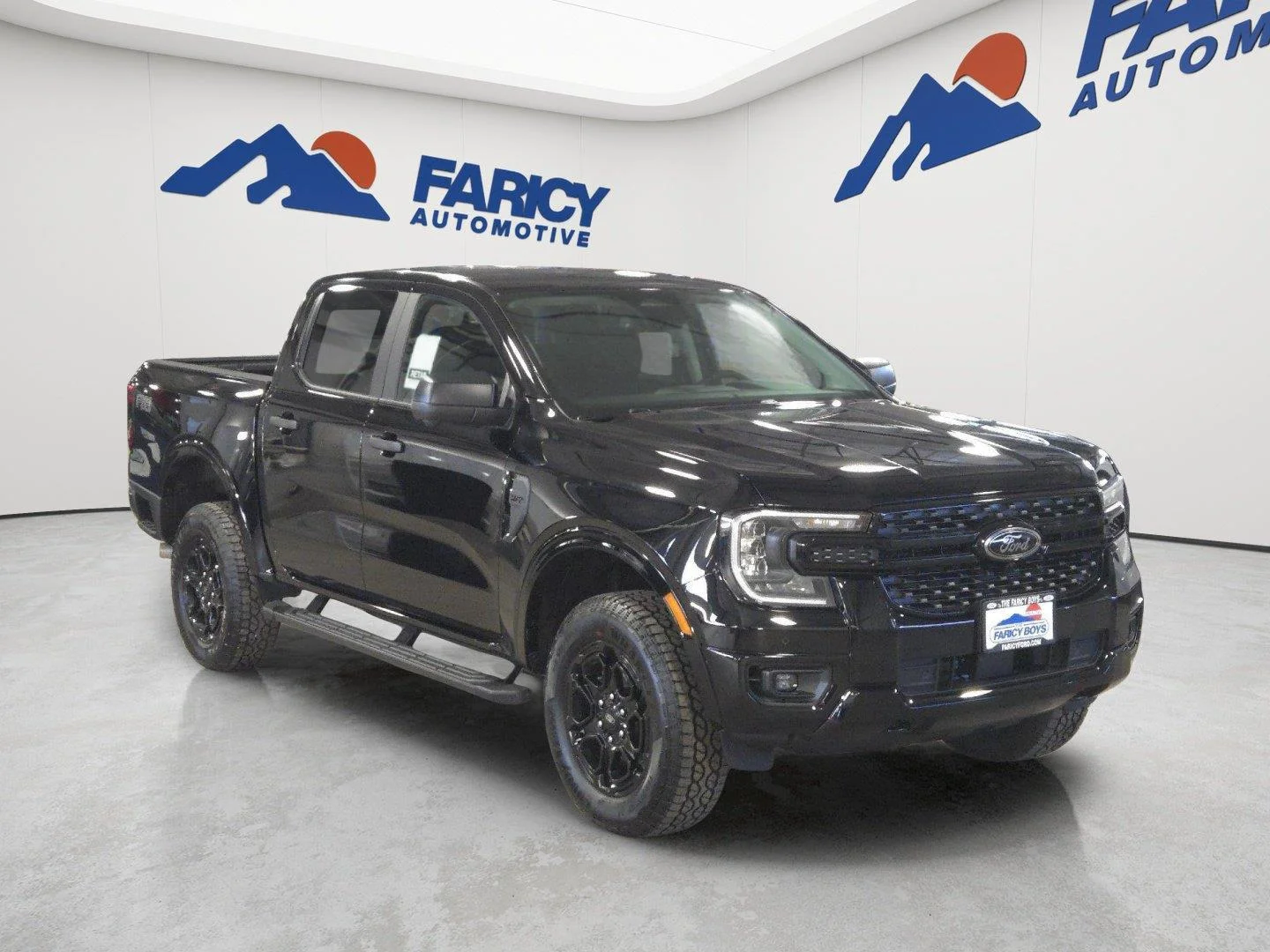 Used 2026 Shadow Black Ford XLT image 4