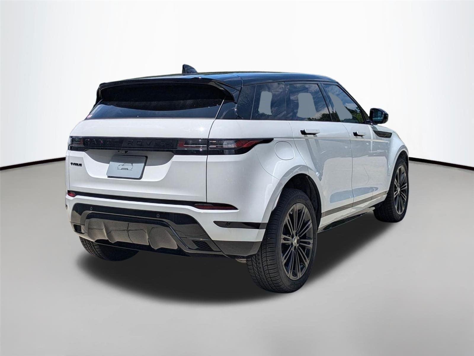 Used 2025 Fuji White Land Rover Dynamic SE image 4