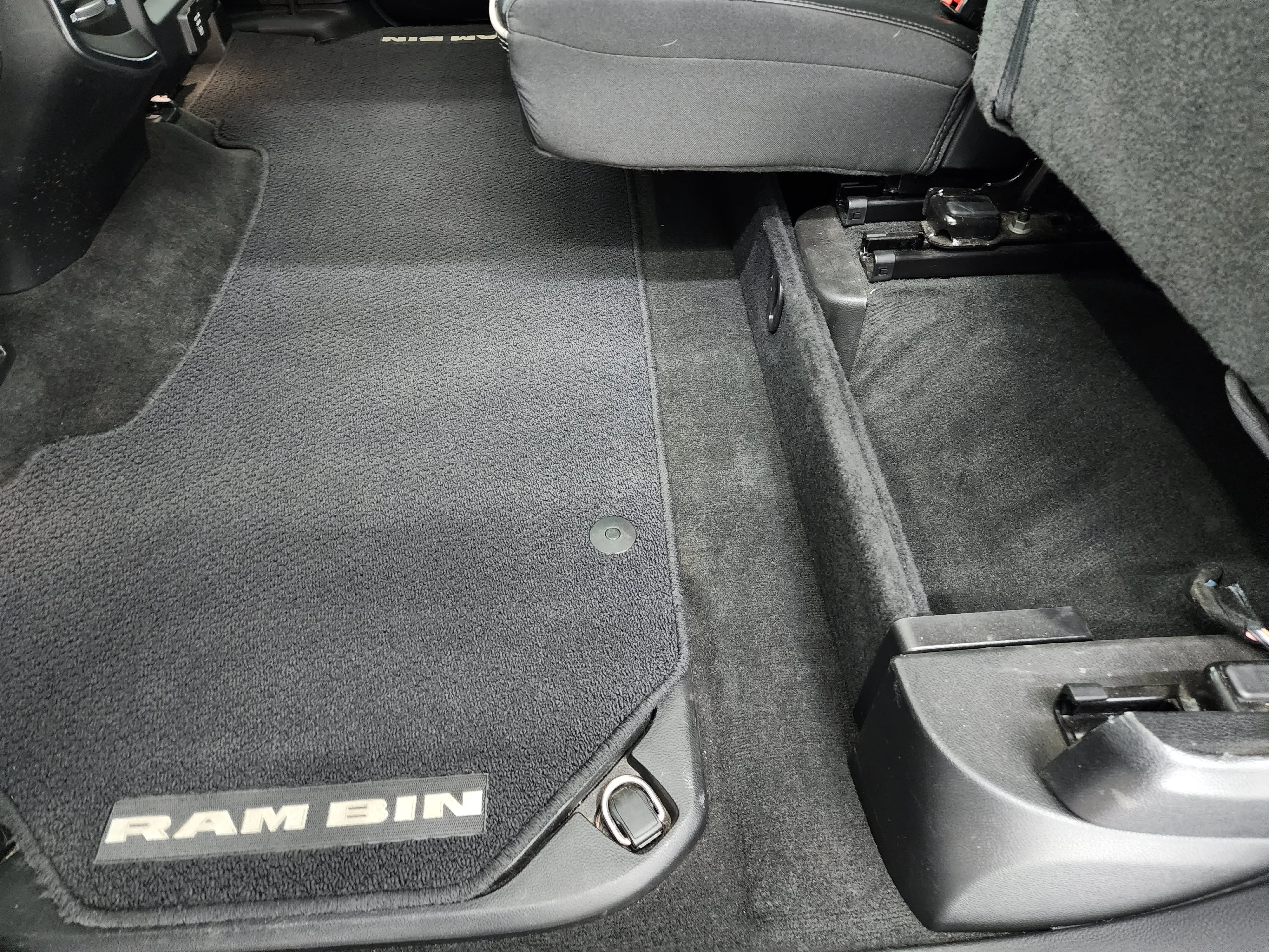 Used 2022 Granite Crystal Metallic Clearcoat Ram Laramie image 36