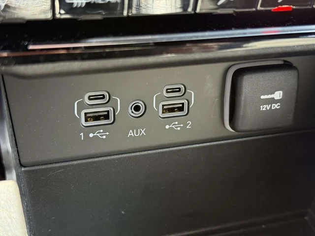 Used 2025 Black Jeep Limited image 28