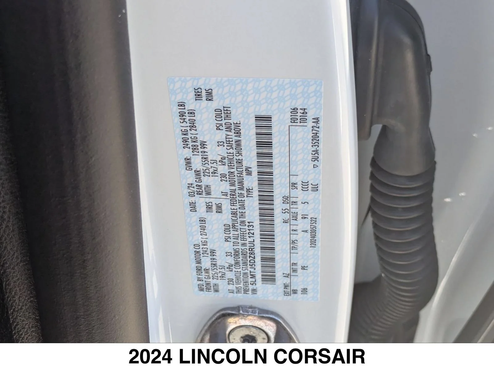 Used 2024 White Lincoln Grand Touring image 26