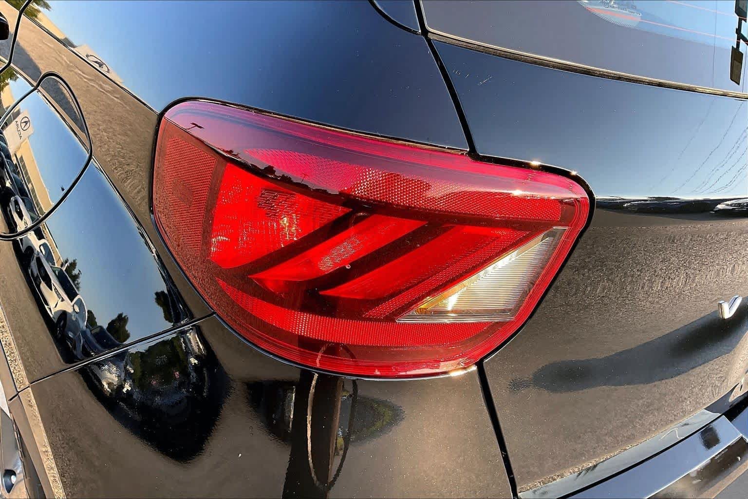 Used 2022 Black Noir Pearl Hyundai SEL image 53