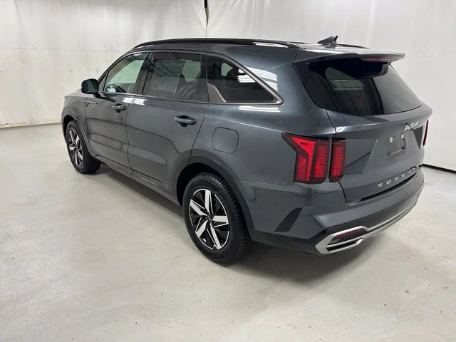 Used 2022 Gray Kia S image 7