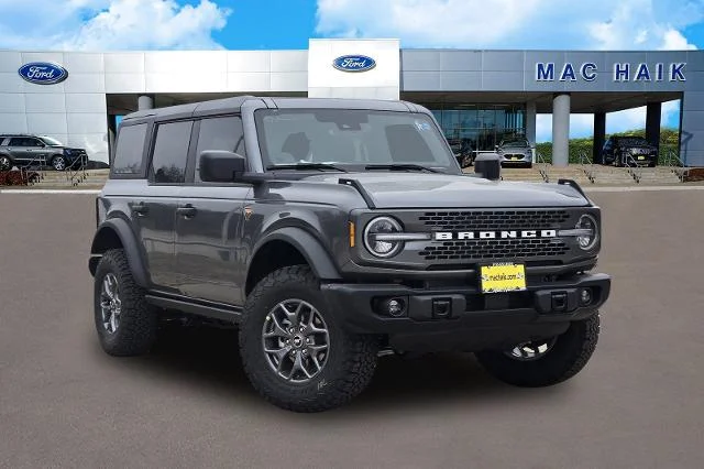 New 2025 Carbonized Gray Metallic Ford Badlands® image 21
