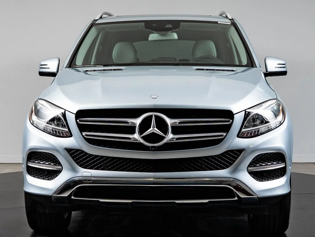 Used 2017 Diamond Silver Metallic Mercedes-Benz GLE 350 image 2