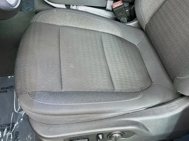 Used 2021 Silver GMC Elevation image 19