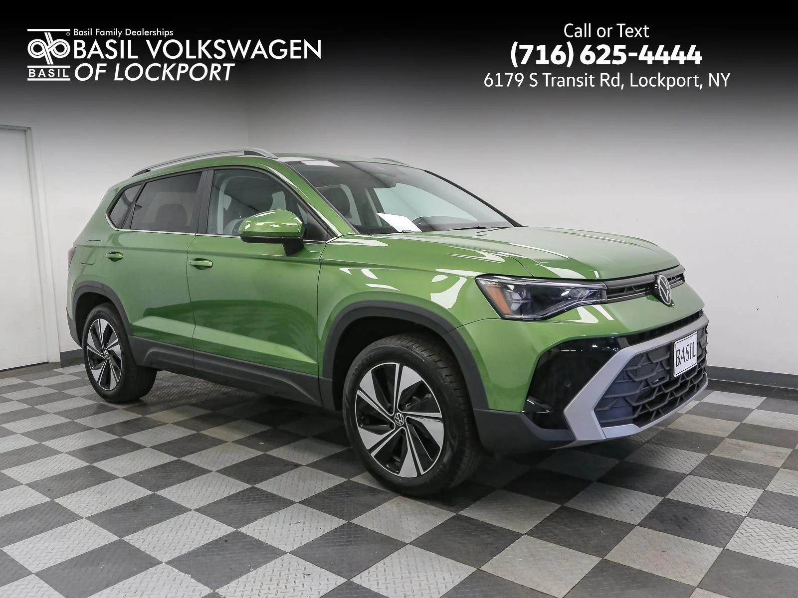 New 2026 Bright Moss Green Metallic Volkswagen SE image 1