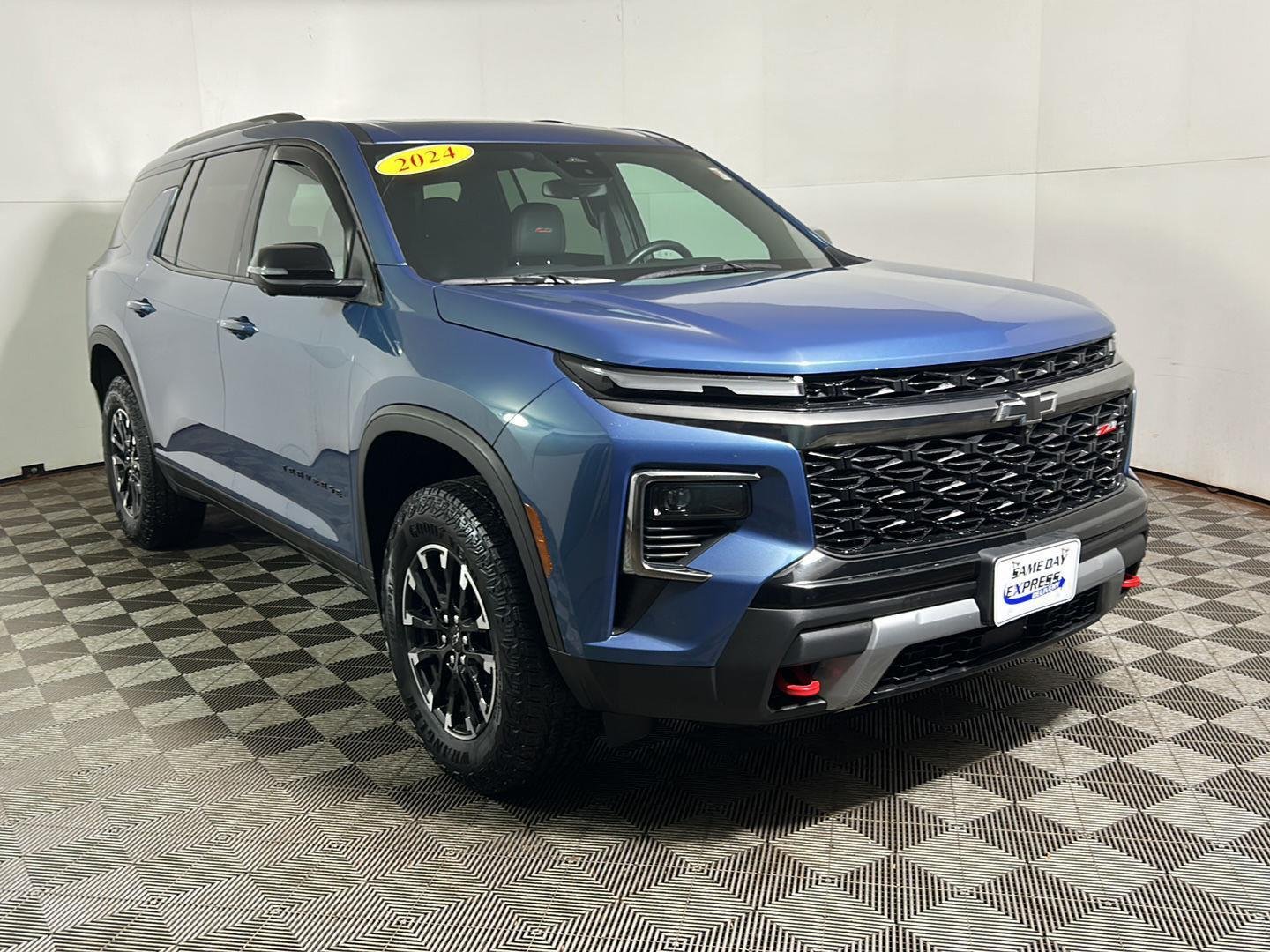 Used 2024 Lakeshore Blue Metallic Chevrolet AWD Z71 image 4