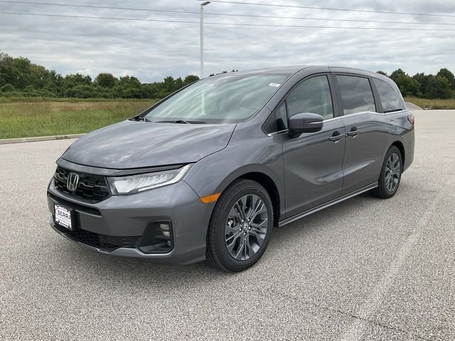 New 2026 Modern Steel Metallic Honda Touring image 10