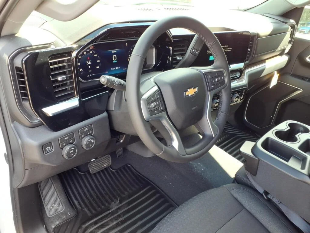 New 2026 Summit White Chevrolet LT image 8