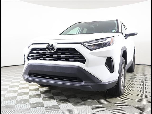 Certified Used 2022 ICE CAP Toyota  image 2