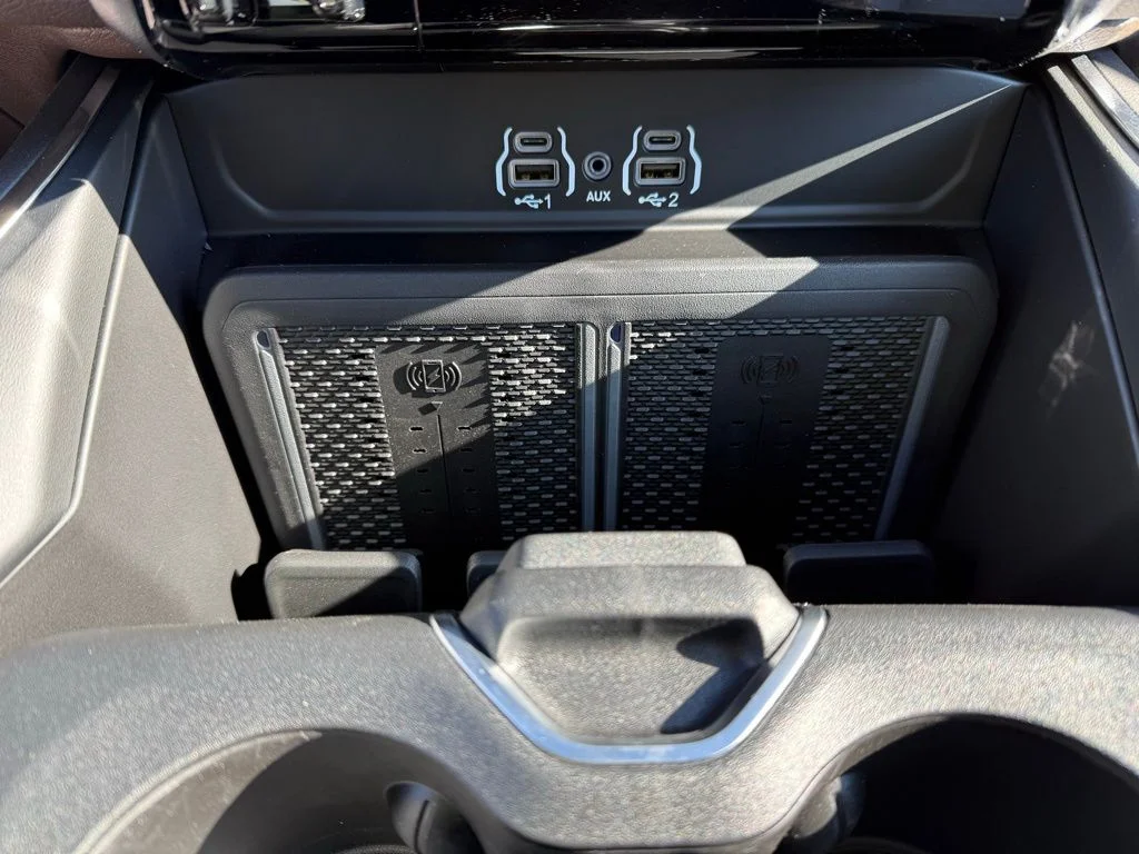 2026 RAM 3500 Laramie - Photo 24