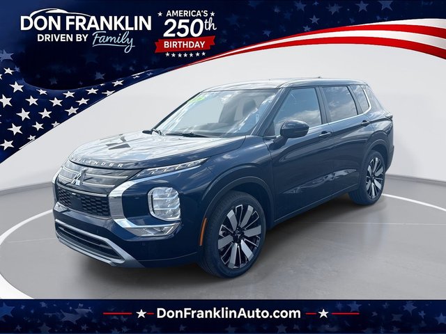 2026 Mitsubishi Outlander SE