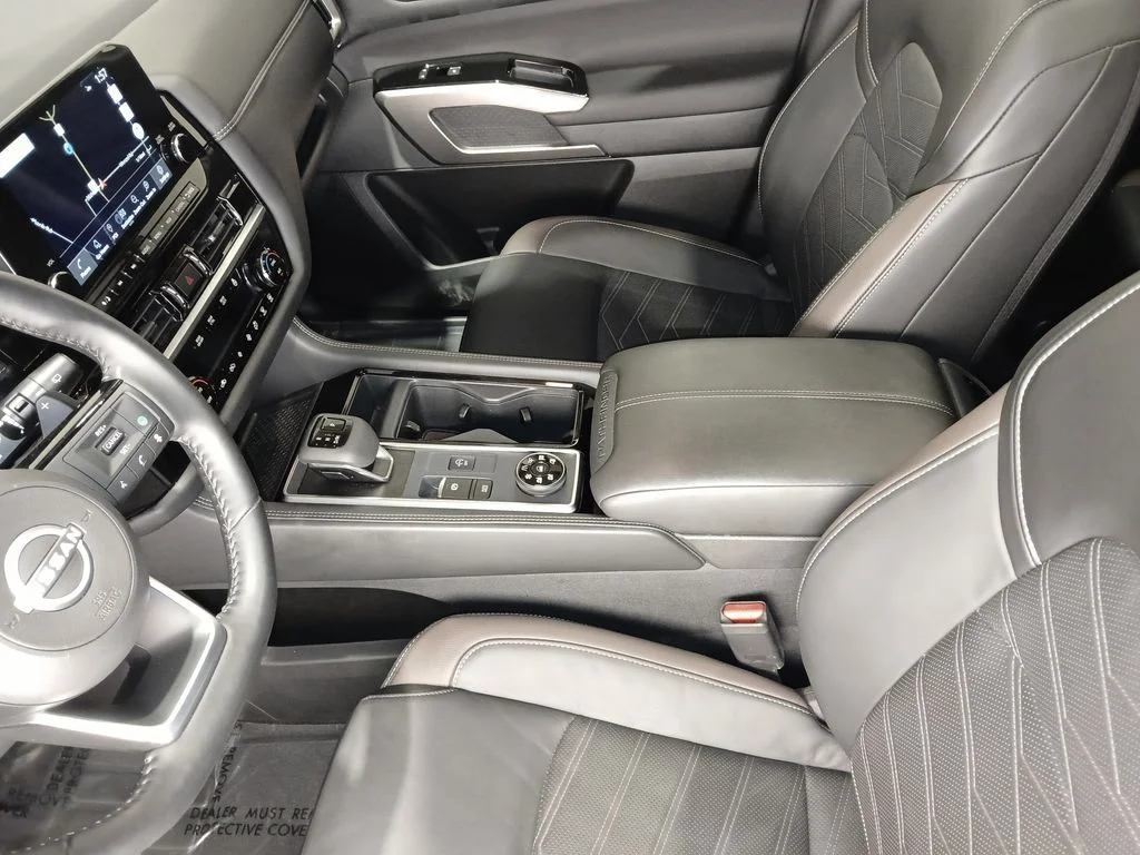 Used 2025 Gray Nissan Platinum image 20