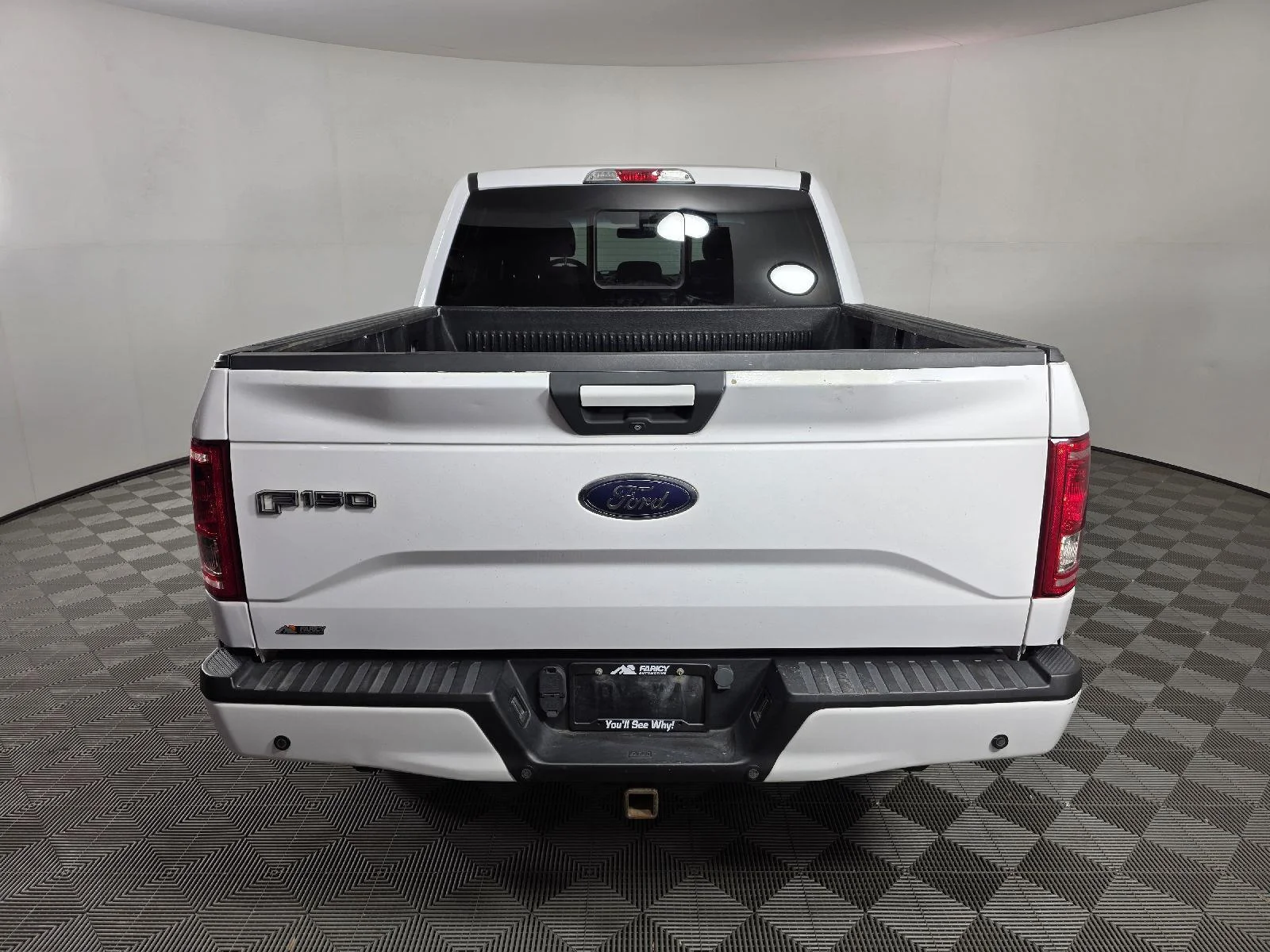 Used 2016 Oxford White Ford XLT image 5