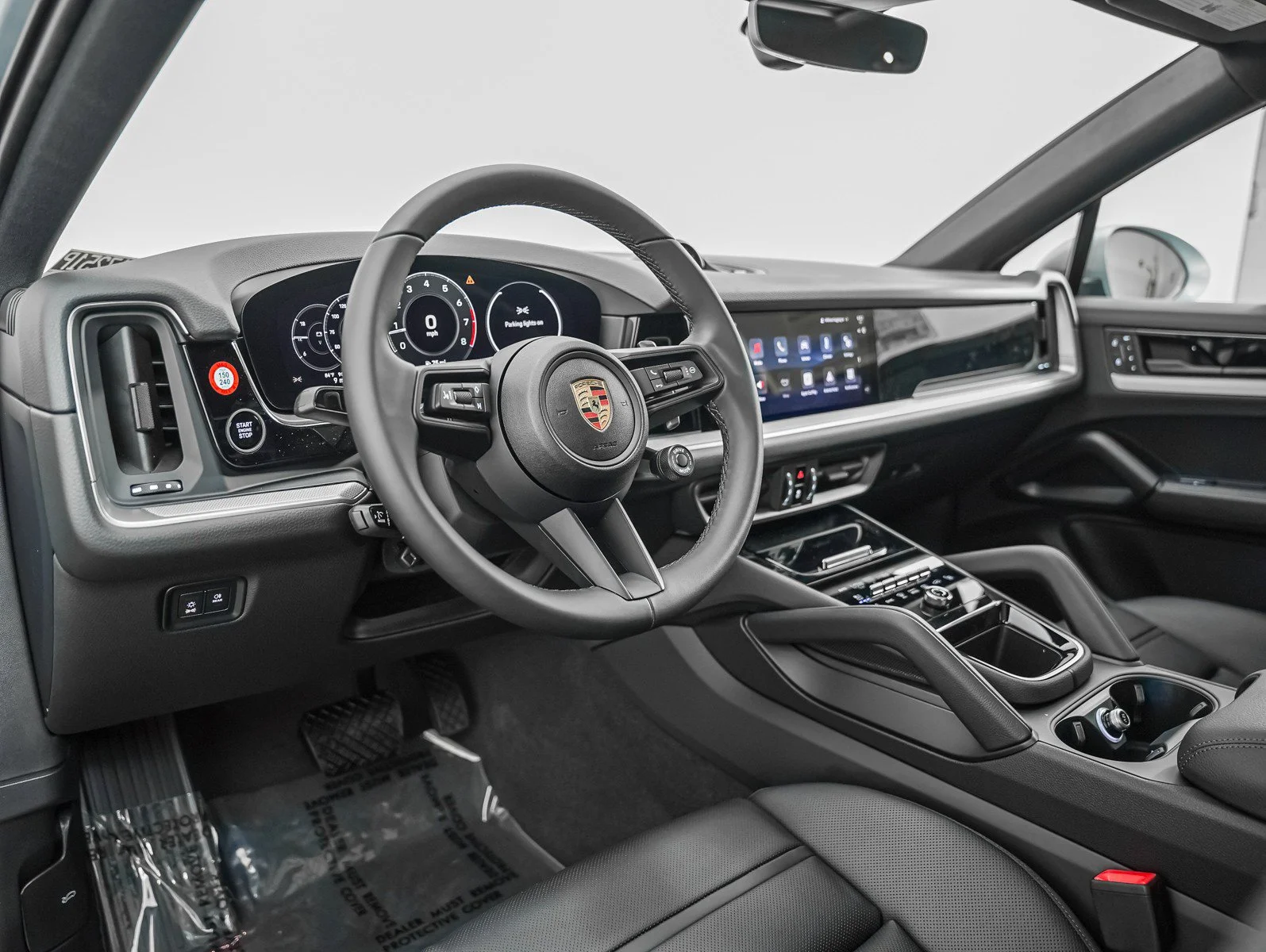 New 2026 DOLOMITE SILVER Porsche Coupe image 4