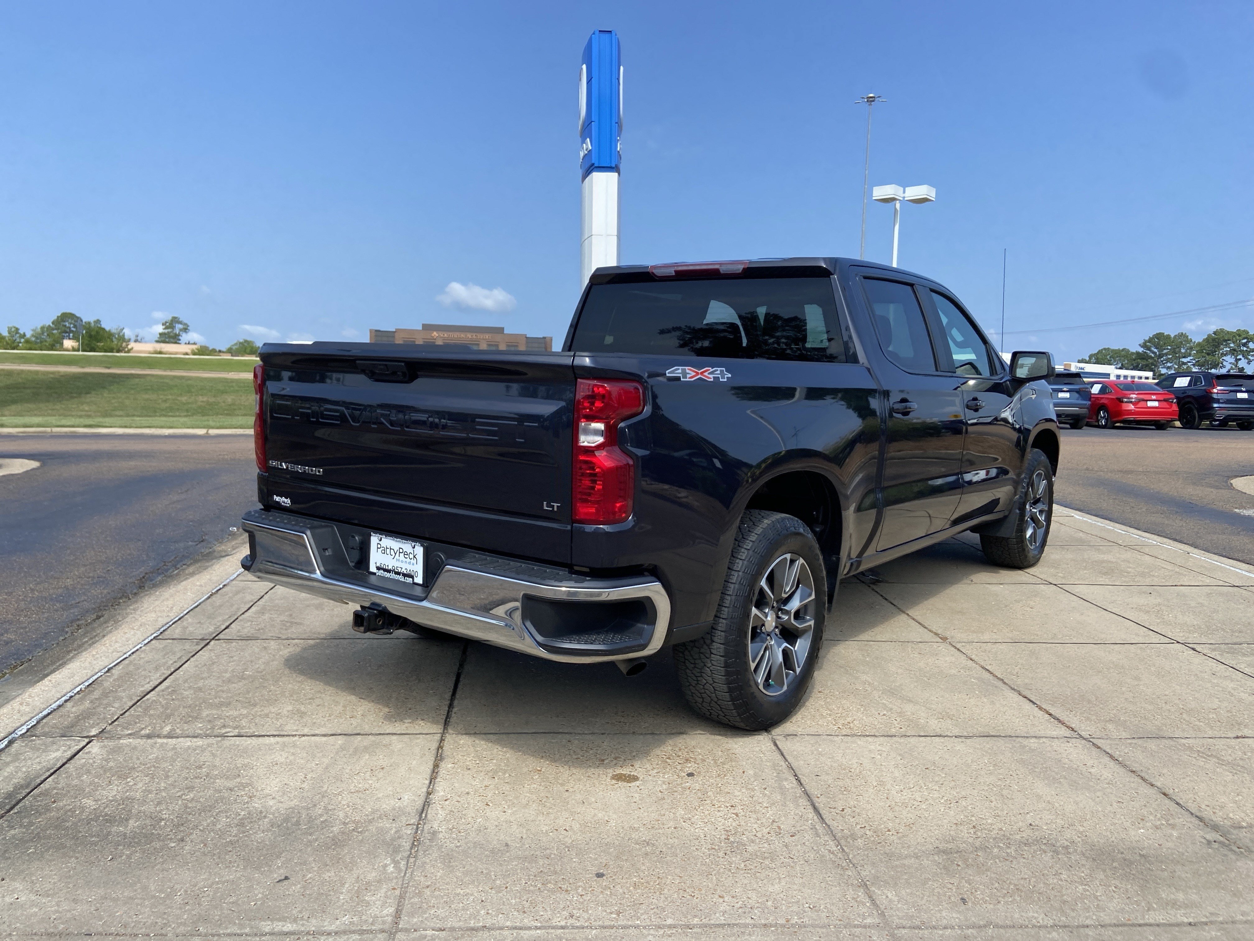 Used 2023 Dark Ash Metallic Chevrolet LT image 13