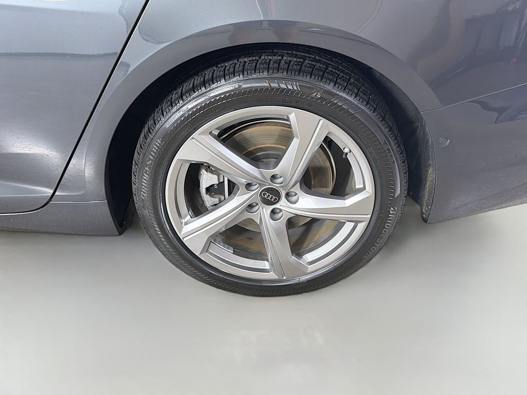 Used 2024 Manhattan Gray Metallic Audi Premium image 32