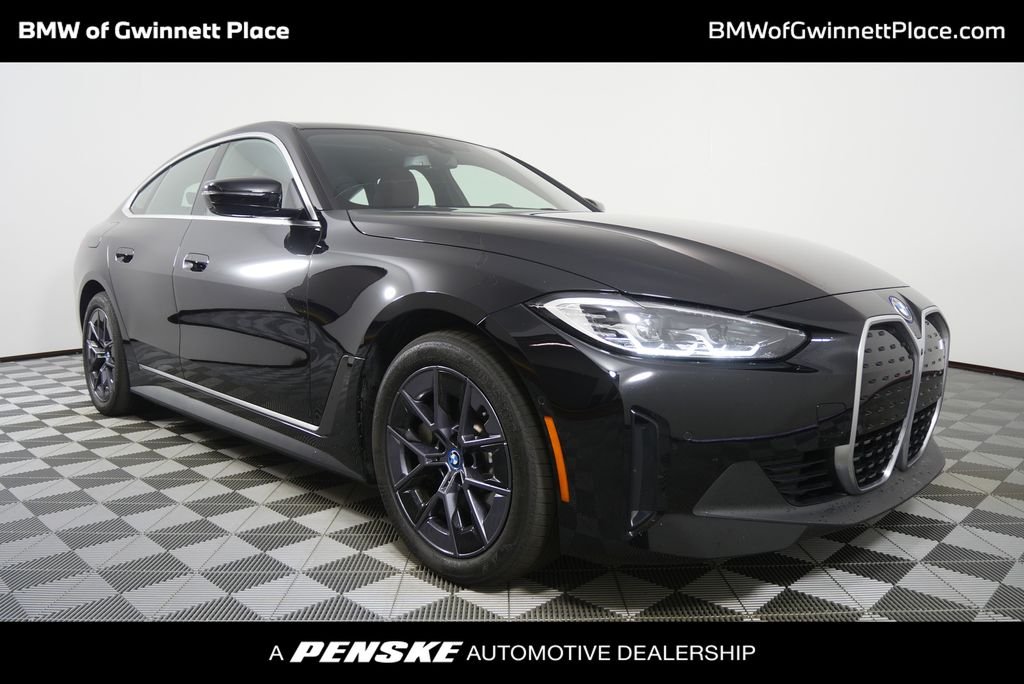 2023 BMW i4 eDrive35's photo