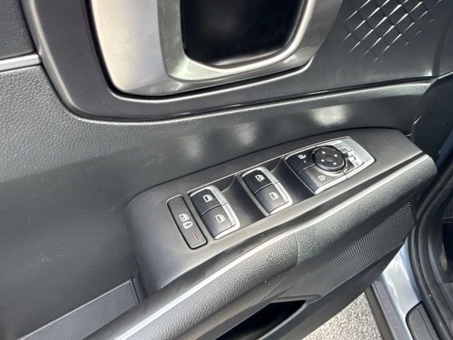 Used 2024 Silver Kia S image 31