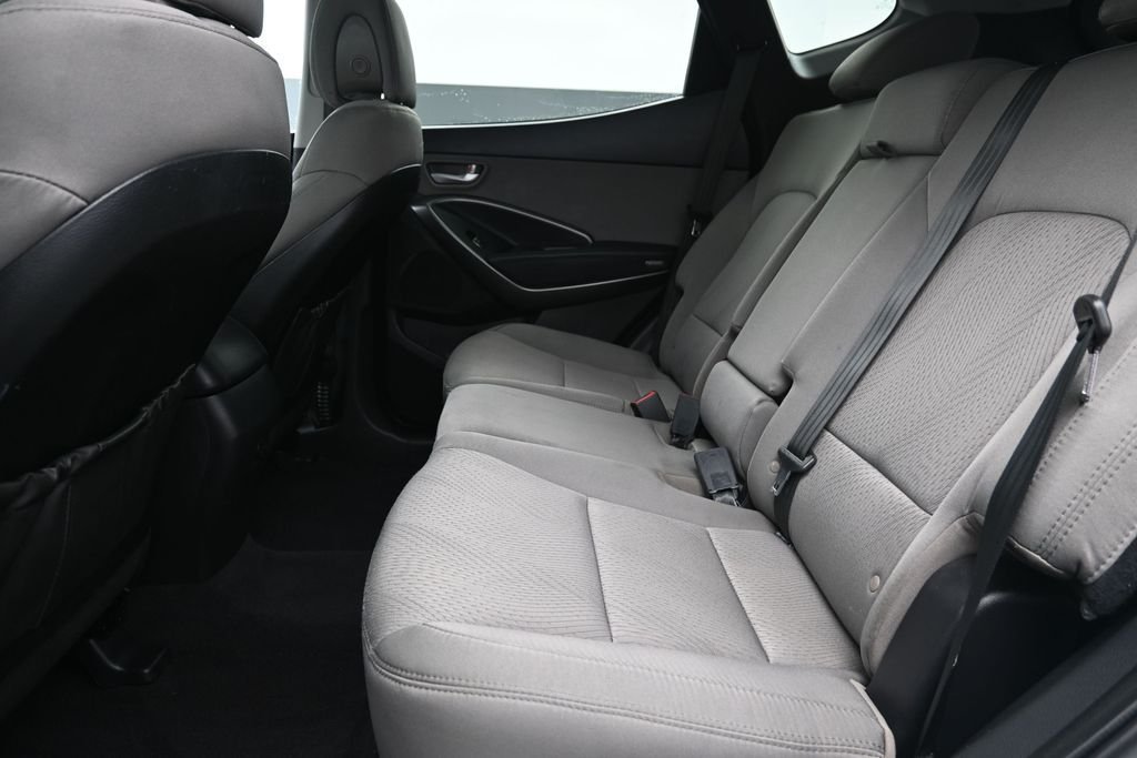 Used 2018 White Hyundai 2.4 Base image 11