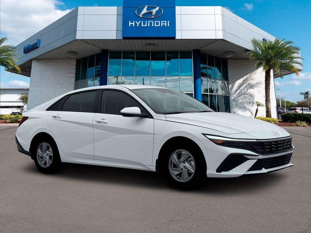 New 2026 White Hyundai SE image 30