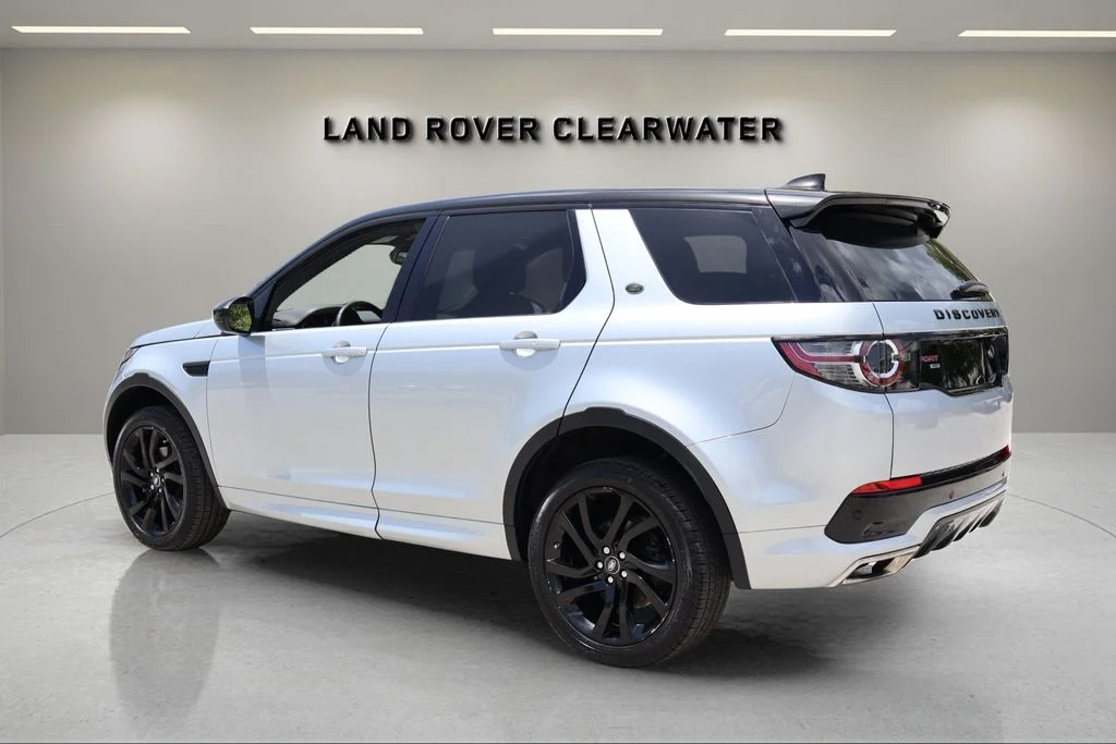 Used 2017 Indus Silver Metallic Land Rover HSE image 3