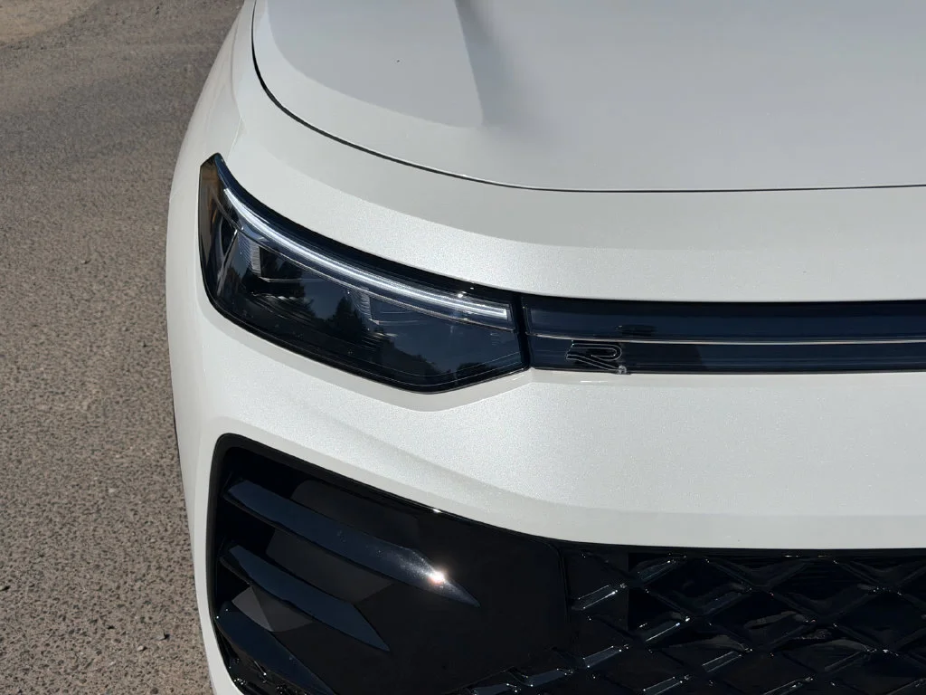 New 2026  Volkswagen SE R-Line Black image 5