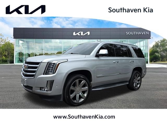 2017 Cadillac Escalade AWD Luxury's photo
