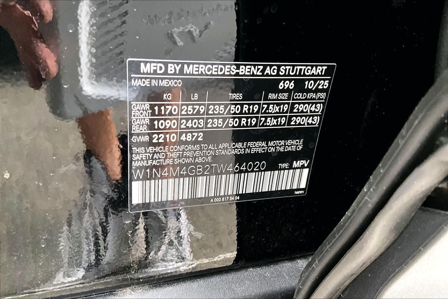 New 2026 Night Black Mercedes-Benz GLB 250 image 16