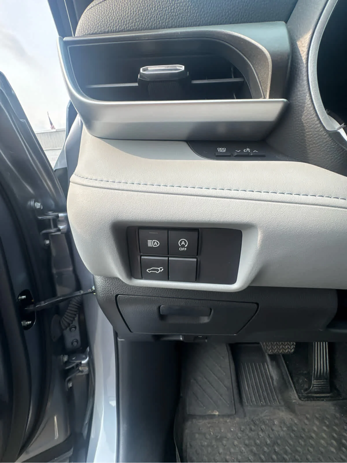 Used 2023 Moon Dust Toyota XLE image 16