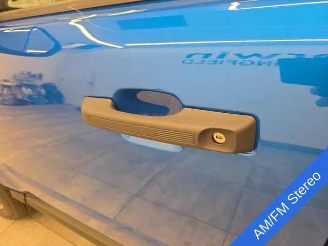 New 2026 Velocity Blue Metallic Ford Outer Banks® image 21