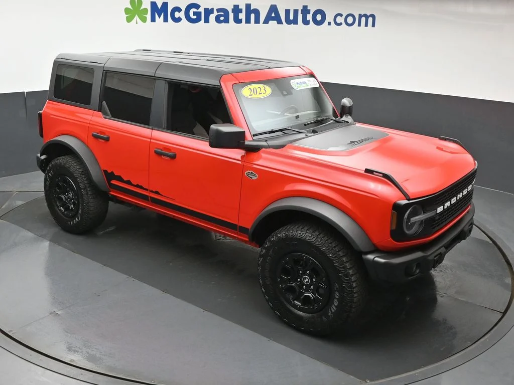 Used 2023 Red Ford Wildtrak image 3