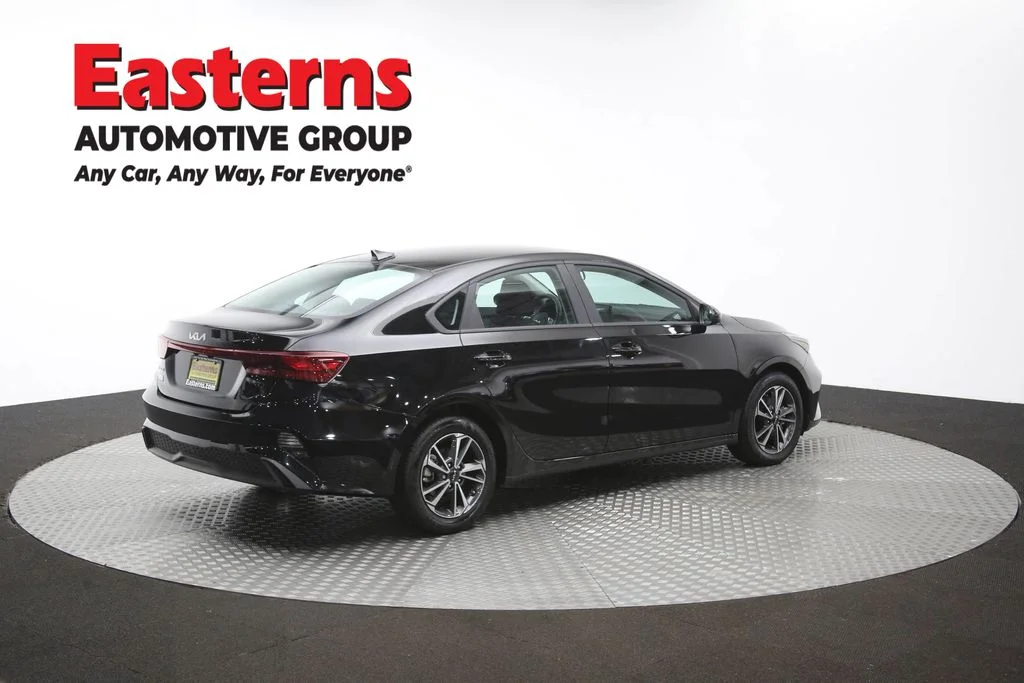 Used 2024 Black Kia LXS image 39