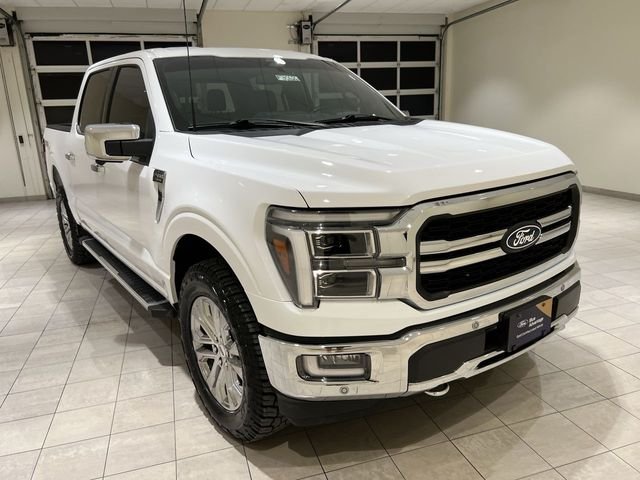 Used 2024 White Ford Lariat image 7
