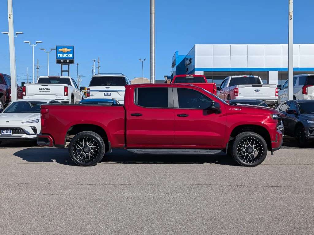 Used 2020 Cajun Red Tintcoat Chevrolet RST image 2