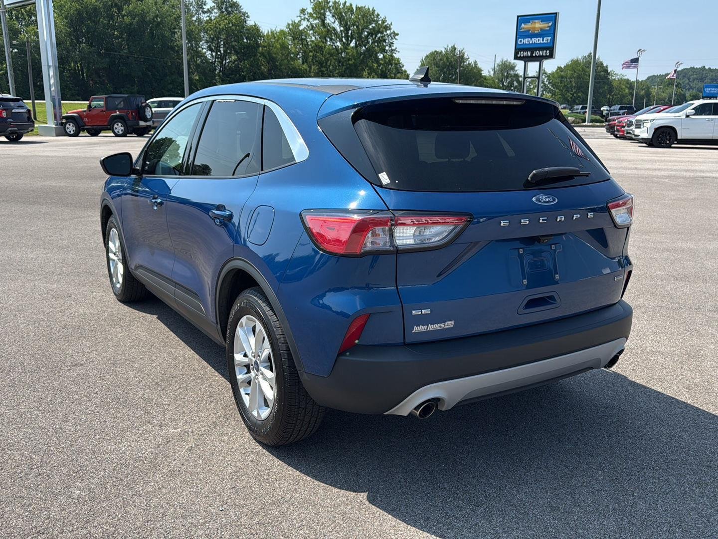 Used 2022 Atlas Blue Ford SE Hybrid image 14