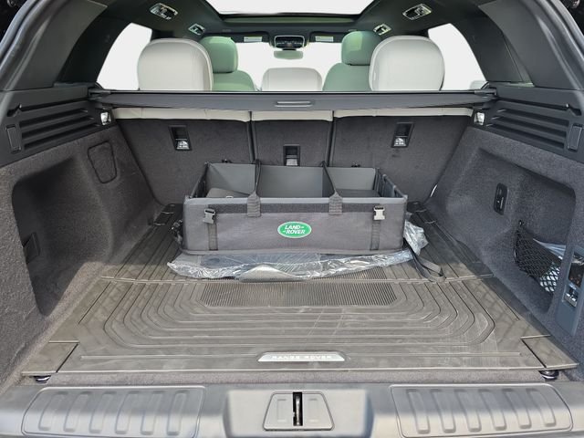 New 2026 Giola Green Land Rover SE image 10