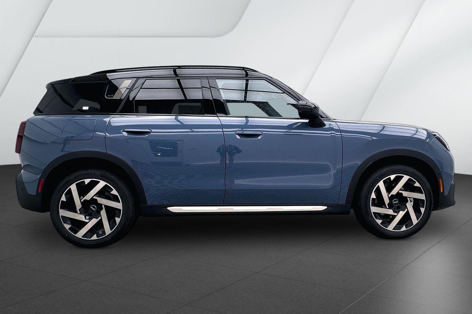 New 2027 Slate Blue Metallic MINI S image 5