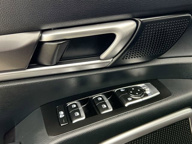 Used 2025 Gray Kia S image 22
